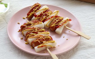 Hóa ra người Hàn có cách thưởng thức bánh gạo vừa ngon vừa nhanh gọn thế này mà chúng ta không biết