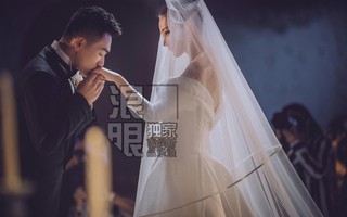 Chồng Trương Hinh Dư đã soái ca lại còn biết "đóng" ngôn tình:  "Mọi thứ dường như đều nhạt nhẽo khi đối diện với em"