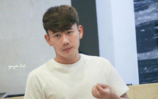 Mọi góc đẹp trai như soái ca của Minh Vương - cầu thủ vừa sút tung lưới Hàn Quốc tại ASIAD