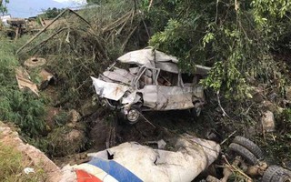 Vụ tai nạn 13 người chết: Vợ muốn nắm tay chồng đang nguy kịch để có sức mạnh vượt qua