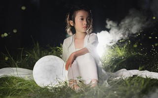 Trung thu, ngắm chị Hằng Nga phiên bản nhí đẹp như "thần tiên giáng trần"
