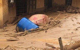 Hình ảnh mưa lũ tàn phá khủng khiếp ở Mường Lát
