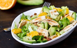 Ghim ngay công thức salad giảm cân lại cực tốt cho da