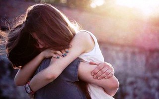 Đàn ông ngoại tình thường sợ gia đình đổ vỡ, còn đàn bà trong lòng đổ vỡ mới đi ngoại tình