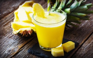 Ăn dứa không chỉ tốt vào mùa hè mà còn cực tốt vào mùa đông, lý do được tiết lộ chính là…