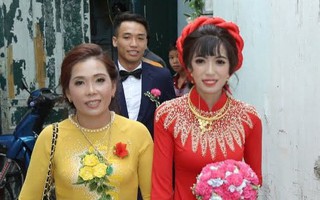 Mọi người ra mà xem: Mẹ chồng "quyến rũ" nàng dâu làm bạn, "bắt" giữ 2 cây vàng hồi môn; dụ hát karaoke, nhảy đầm...