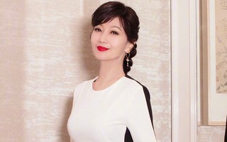 Ở tuổi 64, "Bạch Nương Tử" Triệu Nhã Chi vẫn trẻ trung như khoảng thời điểm 30 năm trước