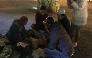 Thông tin bất ngờ về "ông ngoại 72 tuổi ôm cháu bé 3 tuổi đi lang thang giữa trời lạnh ở Hà Nội"