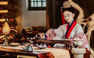 "Hạo Lan truyện" bất ngờ quay lại, dân mạng lại gào thét: Vu Chính làm ơn bớt chiêu trò 