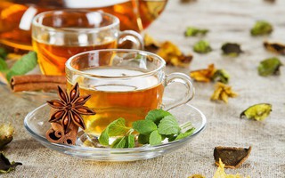 Chuyên gia giải thích hiệu quả và công dụng thực sự của trà thanh lọc cơ thể
