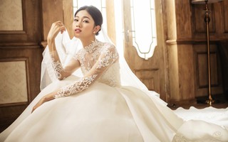 Thường các ‘bông hậu’ sẽ ‘giấu’ kín chồng còn Thanh Tú thì thoải mái khoe ông xã đại gia, điều gì khiến Á hậu phải làm như vậy?