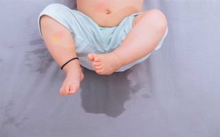 9 mẹo "nhỏ nhưng có võ" giúp bé không tè dầm khi ngủ mẹ nào cũng nên biết
