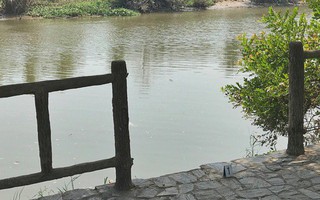 TP.HCM: Đi thả cá phóng sinh ngày 23 tháng Chạp, con trai 7 tuổi gào khóc cầu cứu khi mẹ bị trượt chân rơi xuống sông đuối nước