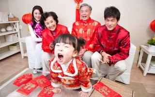 Tất bật lo đón Tết bận đến mấy nhưng cha mẹ đừng bỏ qua điều này để tránh bị kiệt sức trong năm mới nhé