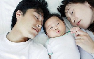 Cha mẹ tuyệt đối đừng làm những điều sau với trẻ sơ sinh nếu không muốn sau này trẻ trở nên bất trị, khó bảo
