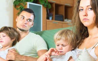 8 vấn đề sẽ xảy ra khi cha mẹ quyết định ở bên nhau "vì con cái" dù không còn hạnh phúc