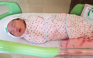 Mẹ Hà Nội và trải nghiệm sinh mổ đáng nhớ: Bệnh viện chuẩn bị sẵn hết đồ, có xe đưa đón tận nơi lại thêm quà mang về