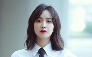 Bị dân mạng công kích sau khi Sulli qua đời, cựu trưởng nhóm F(x) đáp trả: "Là người thì cần phải bước trên thế giới thật, đừng phí phạm thời gian"