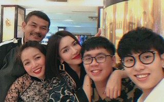 Bích Phương khoe ảnh gia đình toàn những thành viên "lầy lội" nhưng vẻ đẹp trai của cậu em út lại gây chú ý nhiều nhất