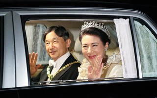 Hoàng hậu Masako xuất hiện rạng rỡ, trở thành trung tâm tiệc chiêu đãi giữa rừng các quan khách và nhiều hoàng gia khác