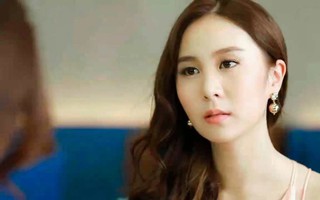 Một lần vào khách sạn, ở quầy lễ tân vợ ngỡ ngàng gặp mẹ chồng đang check-out, nhưng câu chuyện đằng sau mới sốc