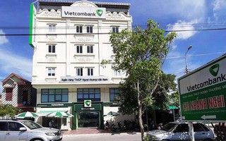 Nóng: Nguyên Thượng úy công an là người cầm súng xông vào ngân hàng Vietcombank ở Thanh Hóa