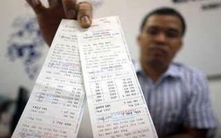 Thu tiền điện trễ 10 ngày, người dân TP.HCM bức xúc vì hóa đơn bị tăng đột biến?