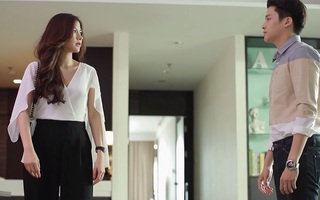 Đưa vợ về quê chơi mấy ngày, nhìn chiếc màn mới tinh bị vứt trong thùng rác lại thấy mẹ lén lau nước mắt, tôi liền đuổi vợ đi ngay lập tức