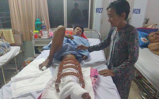 Phẫn nộ bà cụ bị gã thanh niên tạt cháo lên đầu, lừa lấy mất 23 triệu đồng vay để mổ chân cho con