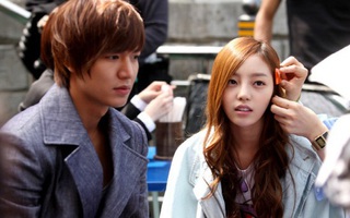 Goo Hara tự sát: Cô gái theo đuổi Lee Min Ho với nụ cười xinh như thiên thần đã không còn nữa 