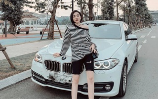 Chỉ là đứng chơi trong lúc rảnh rỗi lượn hồ Tây, hot mom Ngọc Mon khiến chị em "nín lặng" với chiếc siêu xe hơn 2 tỷ