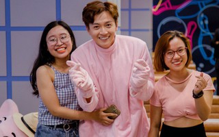 Nghe lời Thu Trang - Tiến Luật, Ngô Kiến Huy giả làm heo hồng nhảy múa khiến fan hú hét ầm ĩ 
