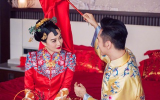 Kỷ niệm 3 năm về chung một nhà, Chung Lệ Đề chia sẻ loạt ảnh cưới trước đó chưa từng tiết lộ với chồng kém 12 tuổi