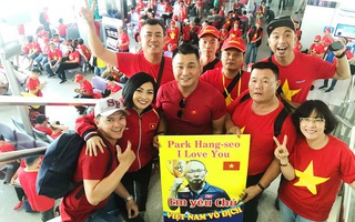 Trước giờ G chung kết SEA Games, Phương Thanh - Lý Hùng quyết "chơi lớn" để cổ vũ đội tuyển U22 Việt Nam