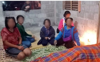 Nhường chăn cho con gái đắp, người cha qua đời vì lạnh