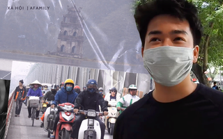 Hà Nội những ngày ô nhiễm cực điểm: Người dân ra đường là phải đeo khẩu trang, khách du lịch hoang mang "Hà Nội không như mình nghĩ"