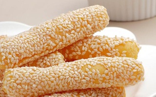 Bánh khoai lang sữa tẩm vừng - món ăn vặt lành mạnh bổ dưỡng cho bé