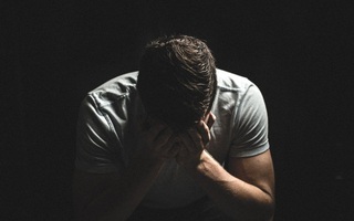 Về ngoại đúng một tuần, vợ đã gọi điện báo tin động trời khiến cả nhà tôi lao đao hoảng loạn (P2)
