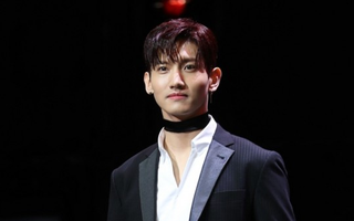 HOT: SM chính thức xác nhận Changmin (DBSK) đang hẹn hò với bạn gái ngoài ngành giải trí