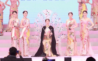 Sau loạt scandal ATV ép người đẹp đi khách gây rúng động Cbiz, tân Hoa hậu châu Á 2019 bất ngờ nhận được sự ủng hộ của công chúng