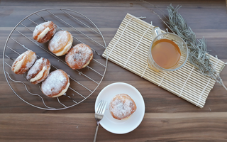 Có món bánh rán ngon thần sầu mà cách làm lại cực dễ, ai ăn thử cũng bị chinh phục!