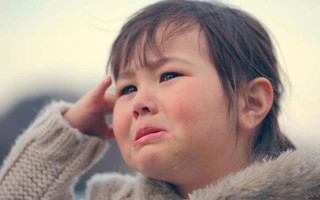 Bị cô giáo gọi lên vì con hay làm những hành động "nhạy cảm", mẹ xấu hổ đưa đi khám thì mới biết lý do giật mình đằng sau