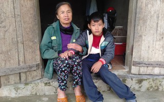 Số phận nghiệt ngã của bé trai khuyết tật, không có cha, mẹ mất vì tai nạn giao thông
