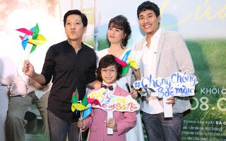 Vắng Nhã Phương, Trường Giang lẻ bóng đến chúc mừng Cát Phượng - Kiều Minh Tuấn ra mắt phim