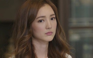 Ngày cưới, mẹ chồng bắt con dâu xách đồ đi vào từ cổng sau vì chửa trước và lời đáp của nàng dâu khiến bà nín lặng cúi mặt