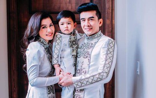 Đan Trường đoàn tụ cùng gia đình nhưng hành động dành cho bà xã và con trai mới khiến fan phải cảm thán