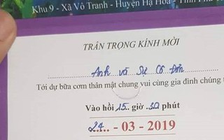 Tấm thiệp ghi "mời em và nỗi cô đơn" đến dự đám cưới khiến dân mạng cười lăn lộn, hóa ra đó là hot-trend mùa cưới này