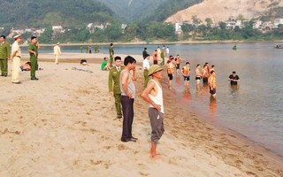Hòa Bình: 8 học sinh cấp 1 và 2 bị đuối nước, tử vong thương tâm