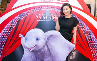 Diện chiếc đầm đơn giản như bất kỳ chị em công sở nào, Văn Mai Hương vẫn nổi bật nhờ điều này
