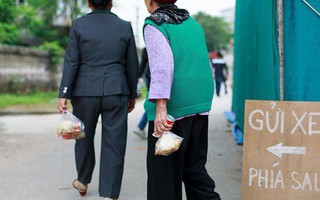Thực hư việc chủ nhà bị xử phạt tiền nếu để "khách ăn cỗ lấy phần"